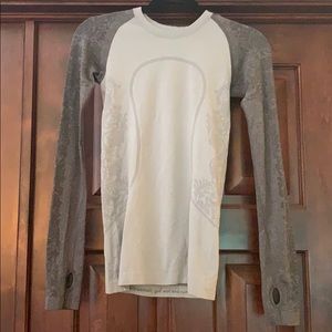 Lululemon long sleeve